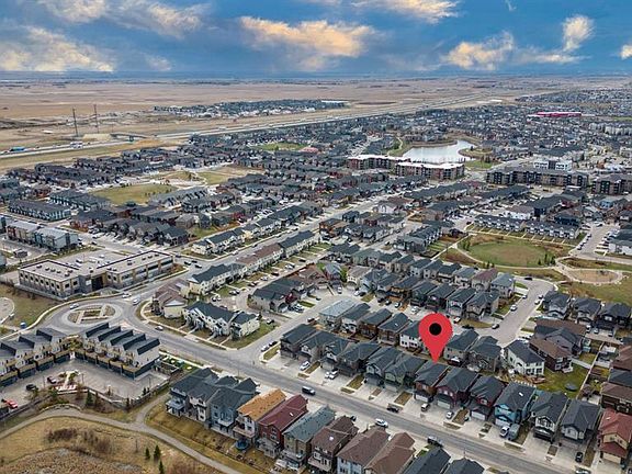 3rd image of 360 Saddlemont Blvd NE