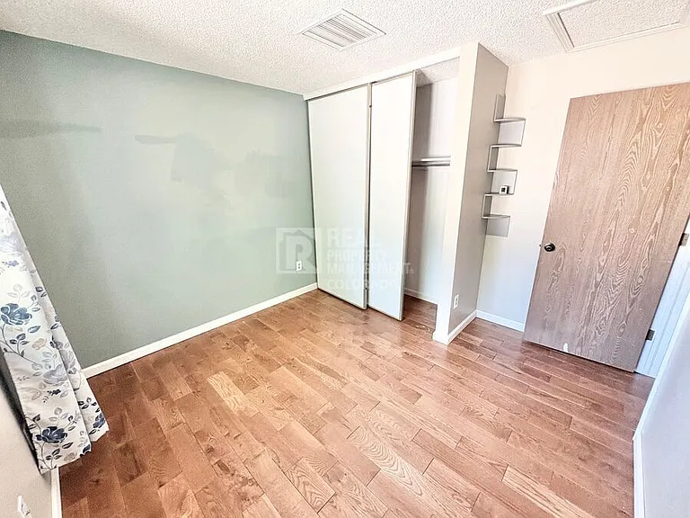 1493 S Biscay Ct — Photo 8
