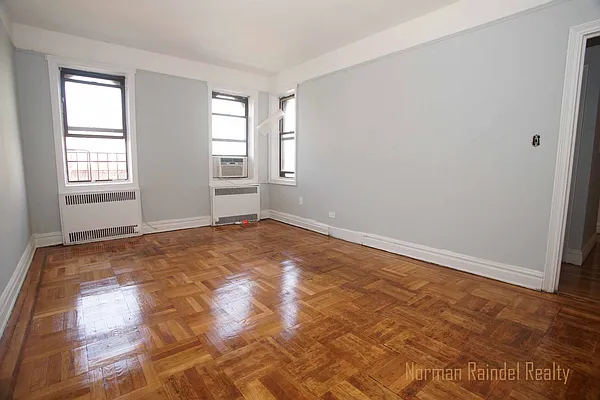 Rented by Norman Raindel, LREB | media 44