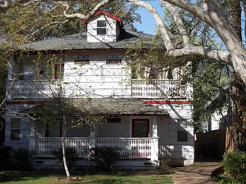 419 University Ave Photo 1