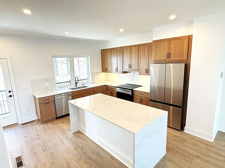 33 Lower Service Ct NW — Photo 15