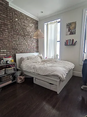 Rented by Avenues Real Estate | media 13