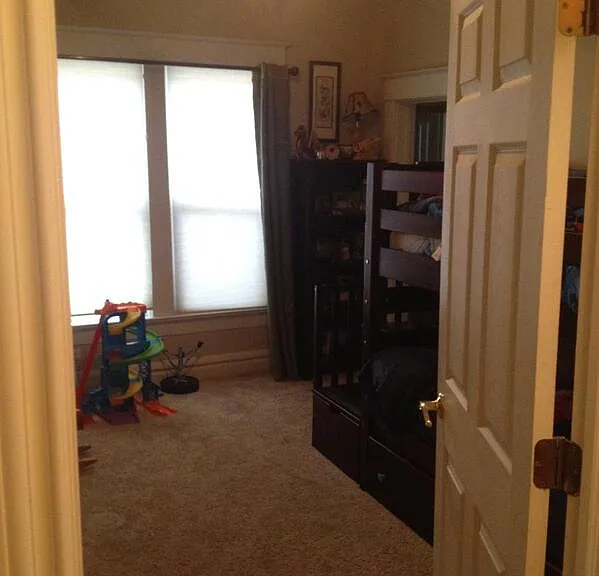 929 White Ave — Photo 8