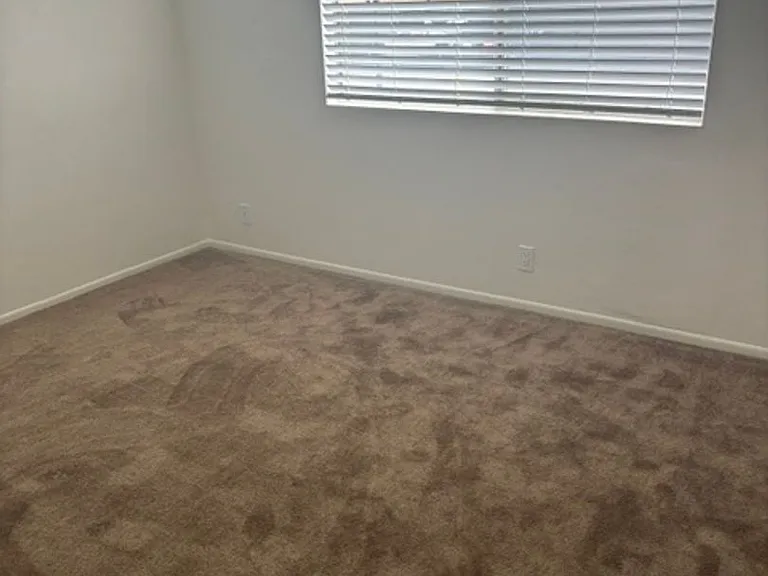 1911 N H St #13 — Photo 12