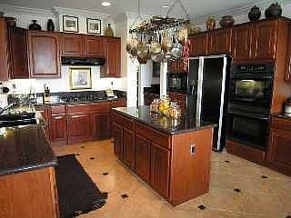 2nd image of 1477 Glencrest Dr