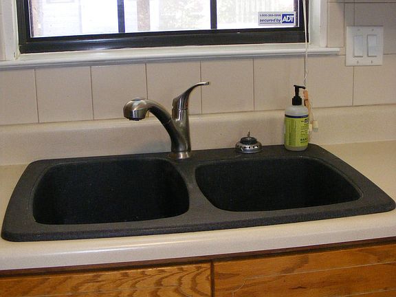Kitchen sink