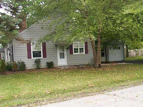 3rd image of 5450 N Indianola Ave