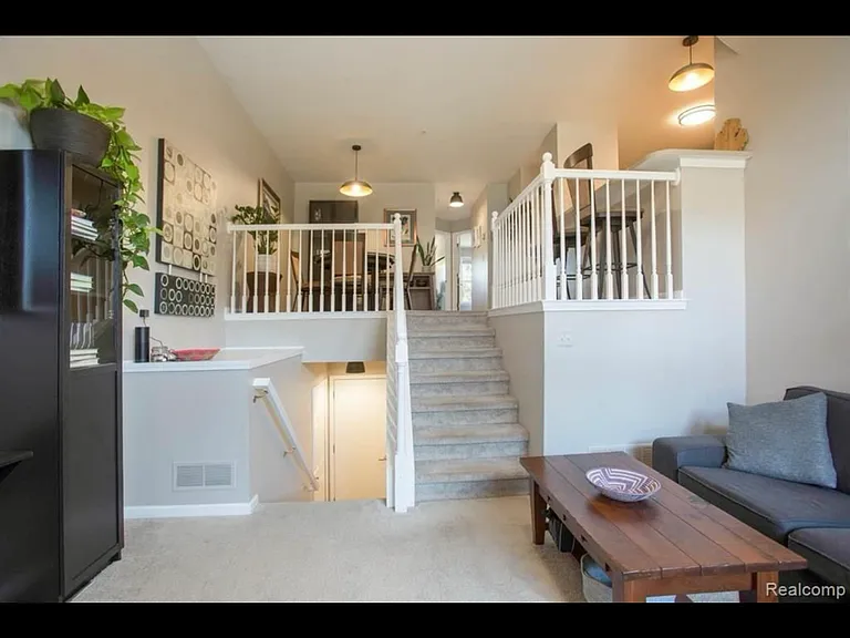 2803 Barclay Way — Photo 65