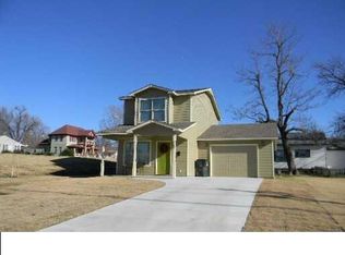 103 S 17th St, Collinsville, OK 74021