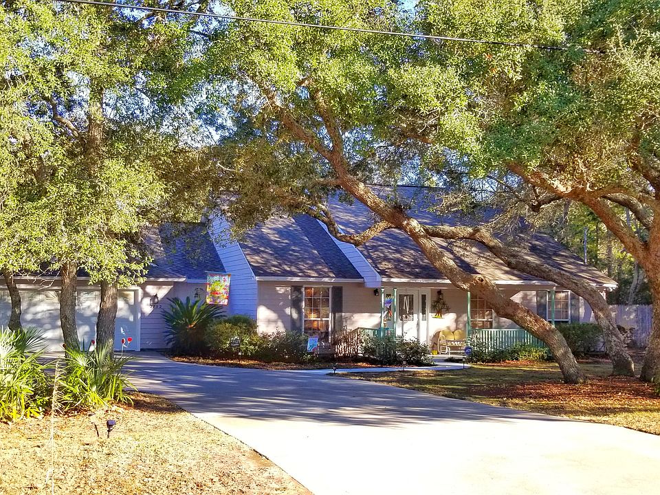 1st image of 2752 Sherwood Dr