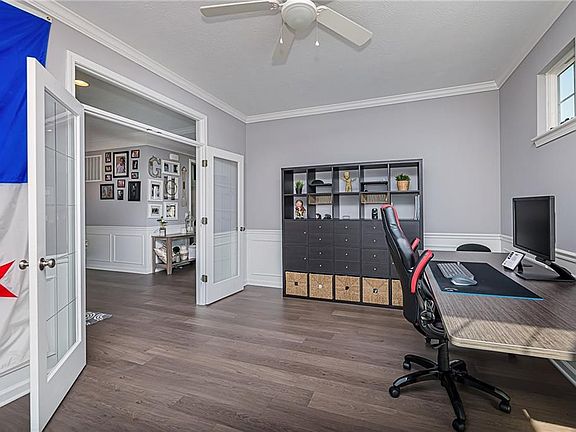 4th image of 15969 Millwood Dr