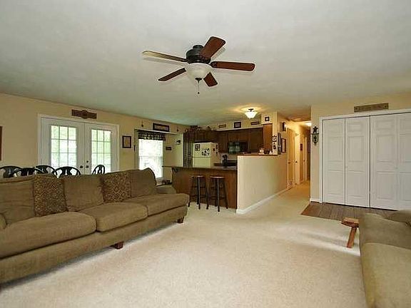 3rd image of 3140 Forest Acre Trl