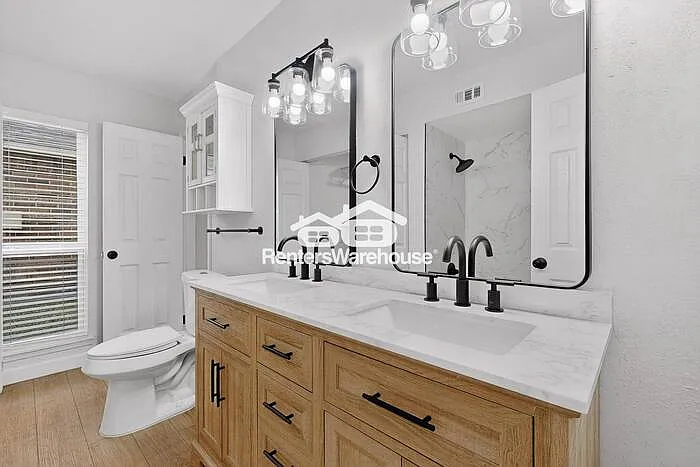 1818 Indian Creek Ct — Photo 23