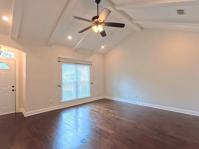 7266 Creek Ridge Rd — Photo 5