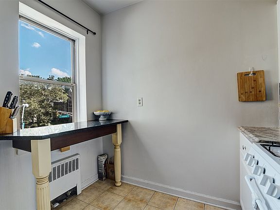 5th image of 2615 Kennedy Blvd APT 307