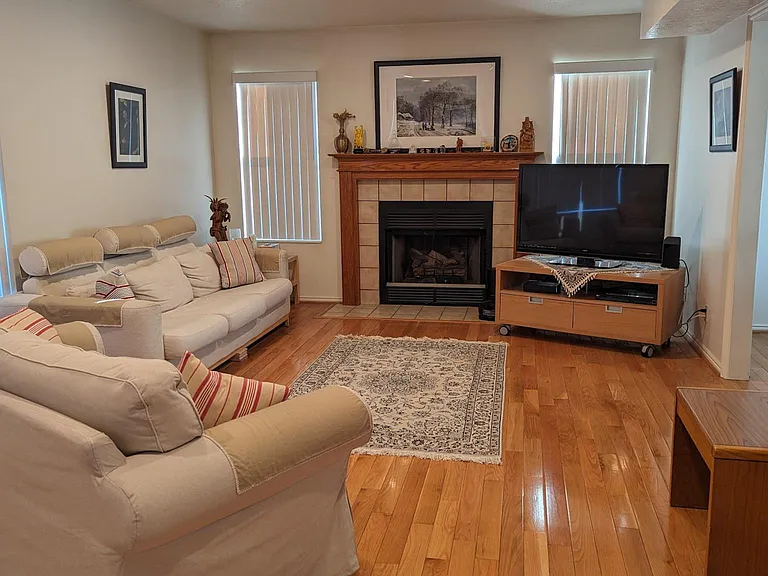 Living room (main)