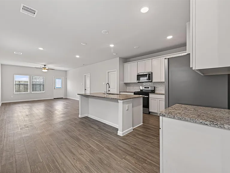 5823 Fresh View Ct — Photo 3