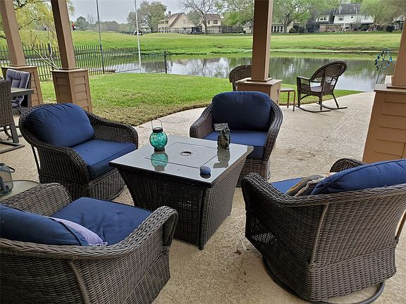 4th image of 2106 Masters Ln