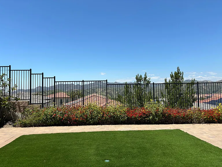 12015 Estrella Pl — Photo 27