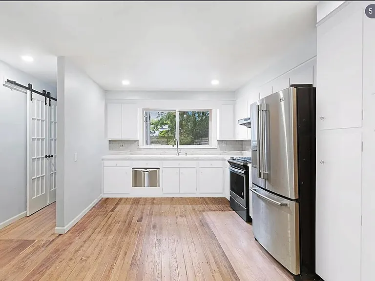 215 Shippen St #1 — Photo 5