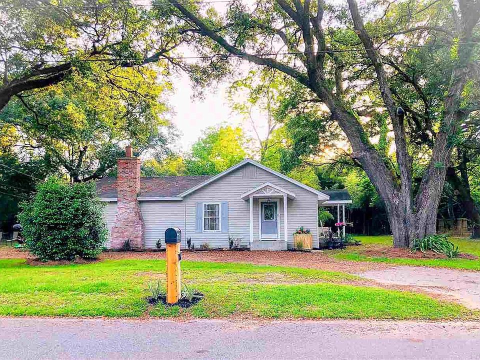 1st image of 7961 Hilburn Dr