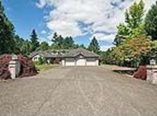 4405 NE Birdhaven Loop, Newberg, OR 97132
