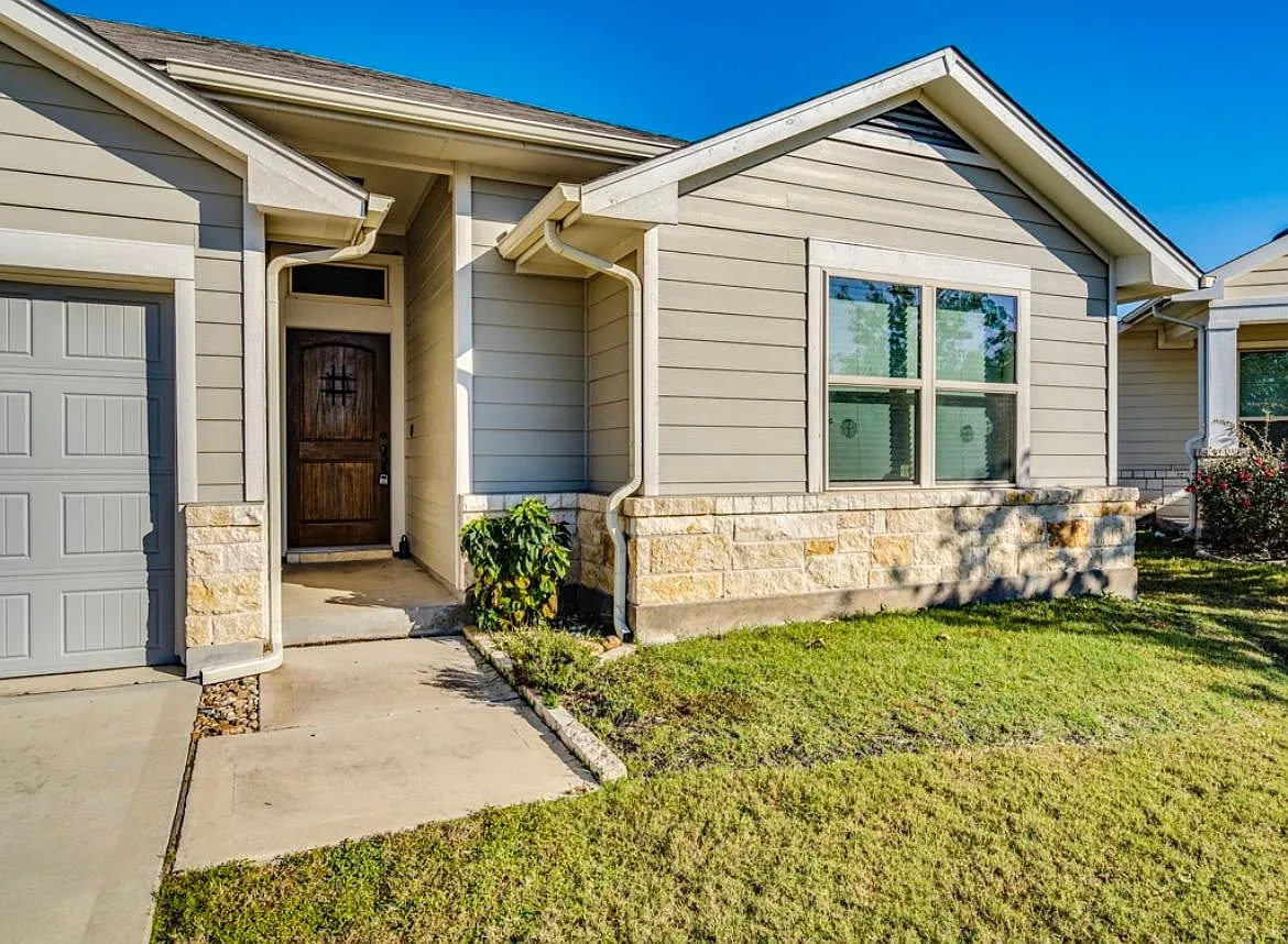 271 Bridgestone Way — Photo 3