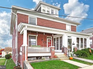 42 W Lancaster St, Red Lion, PA 17356