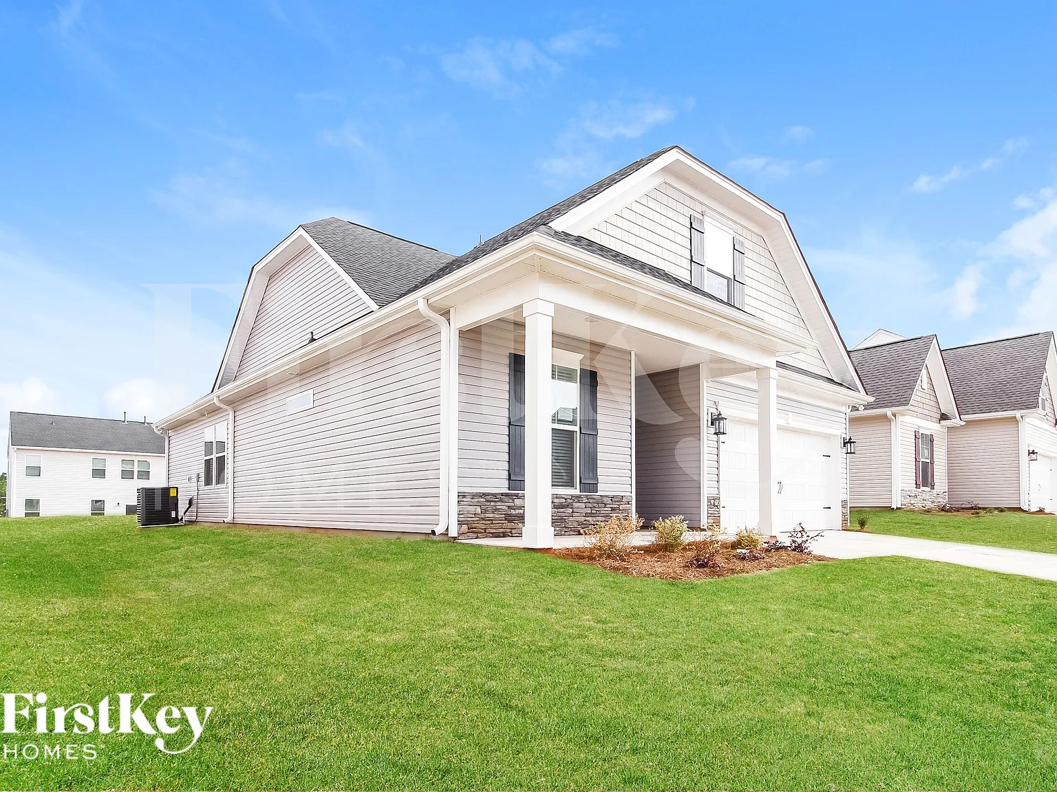 4 bed, 3.0 bath, 2025 sqft, $2,170 — Photo 2