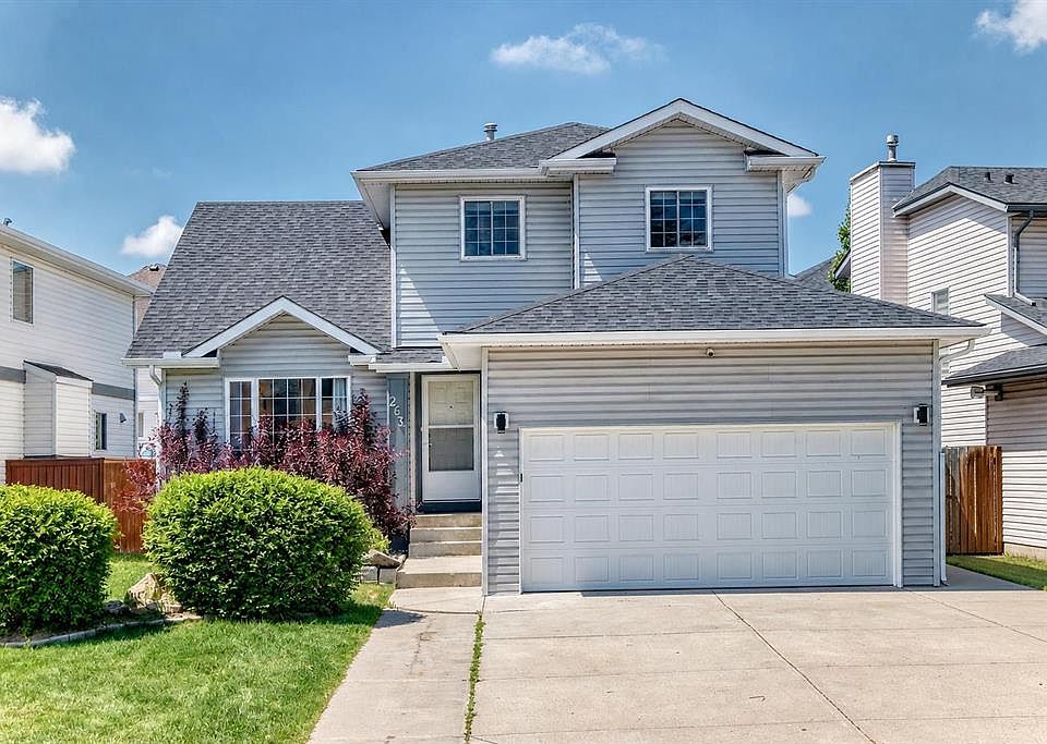 1st image of 263 E Coral Keys Dr NE