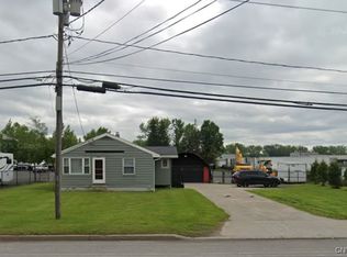 9646 River Rd, Marcy, NY 13403