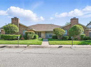 2318 Garden Park Ct, Arlington, TX 76013