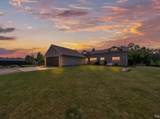 8355 W Rolston Rd, Linden, MI 48451