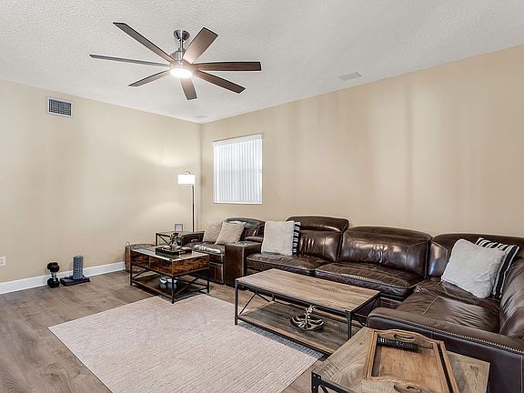 4th image of 11436 Georgetown Cir
