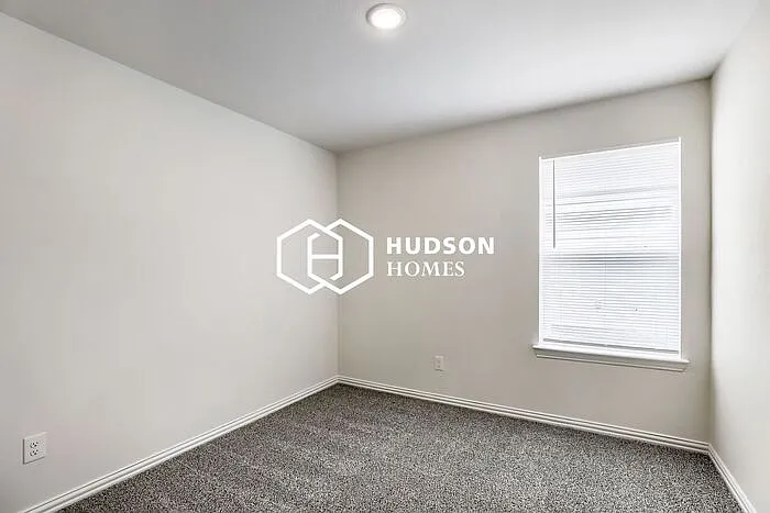 108 Kainos St — Photo 7