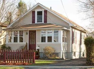 60 Davis Ave, Poughkeepsie, NY 12603