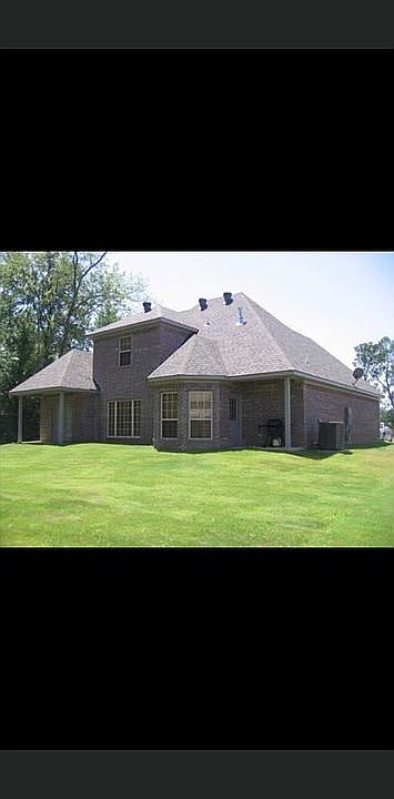 2nd image of 1992 Shelby Dr