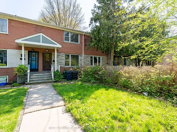 2nd image of 31 Ivy Ave