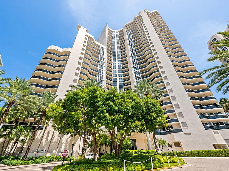 3200 N Ocean Blvd #307 — Photo 9