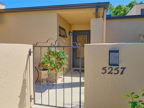 2nd image of 5257 Myrtle Wood