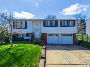 3253 Bradbury Dr, Aliquippa, PA 15001