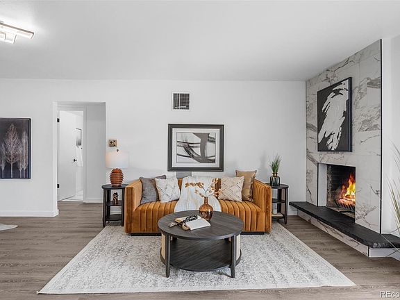 3rd image of 252 N Pennsylvania Street #507