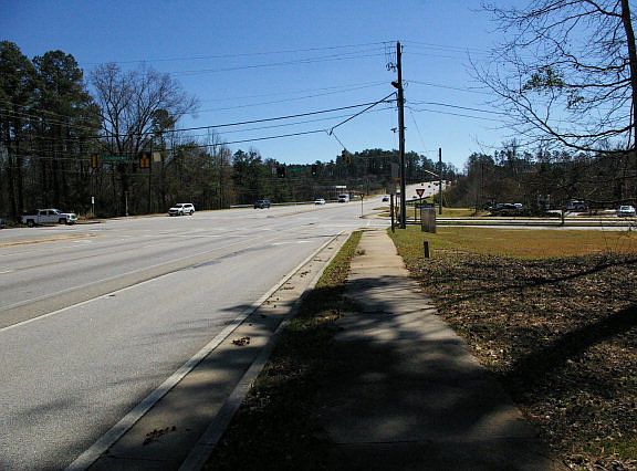2nd image of 3801 Park Ln