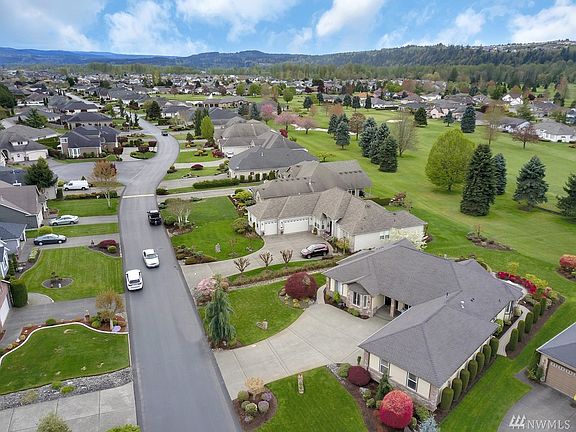 4th image of 15001 148th Avenue Ct E