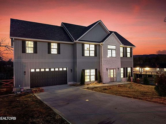 2nd image of 3214 Nickle Point Dr