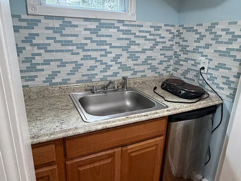 10 E Division St #1 — Photo 7