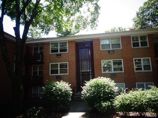 1st image of 190 Kearsing Pkwy APT D