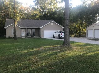 2616 Barker Rd, Centralia, IL 62801