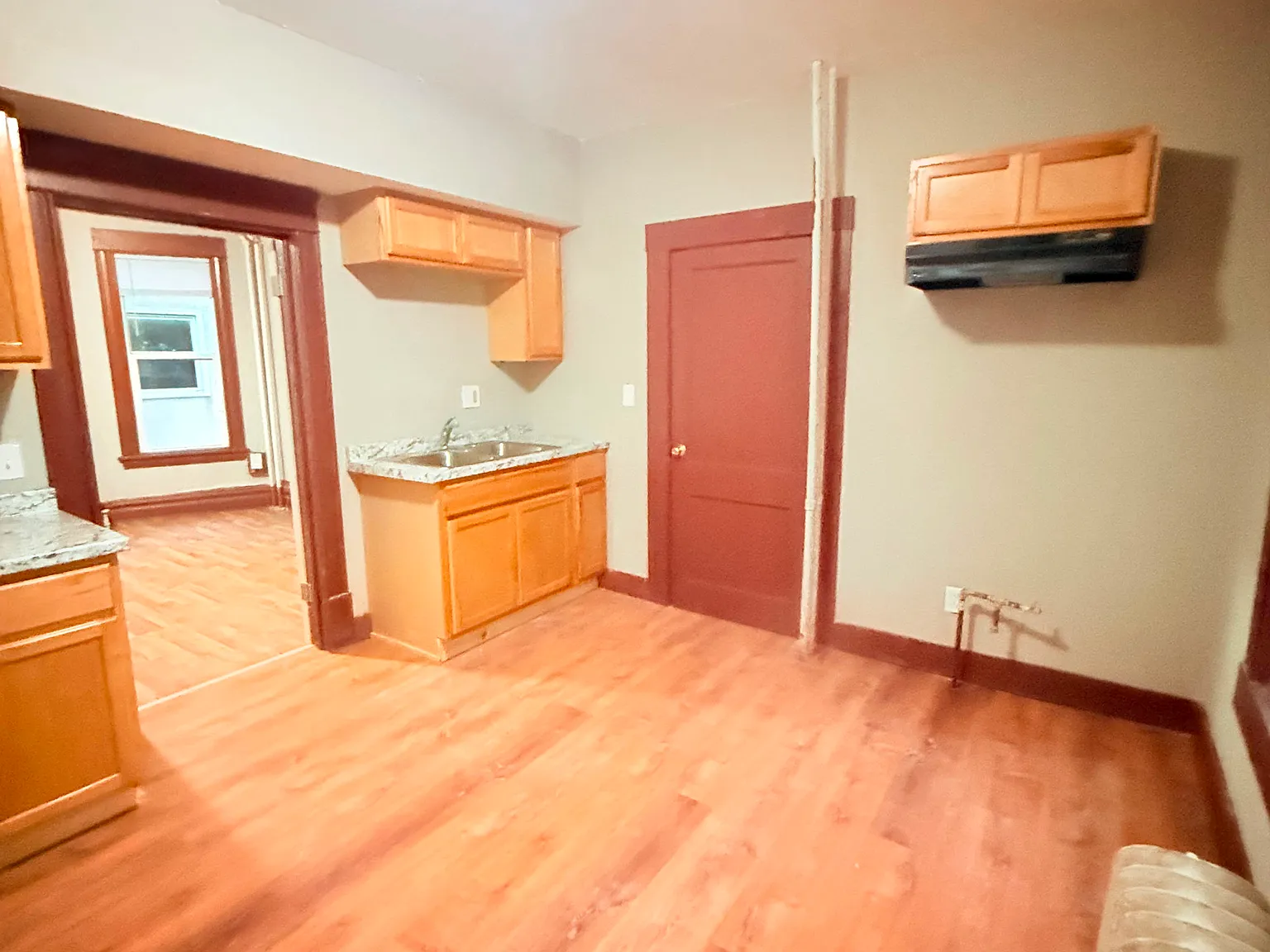4 bed, 1700 sqft, $1,400 — Photo 3