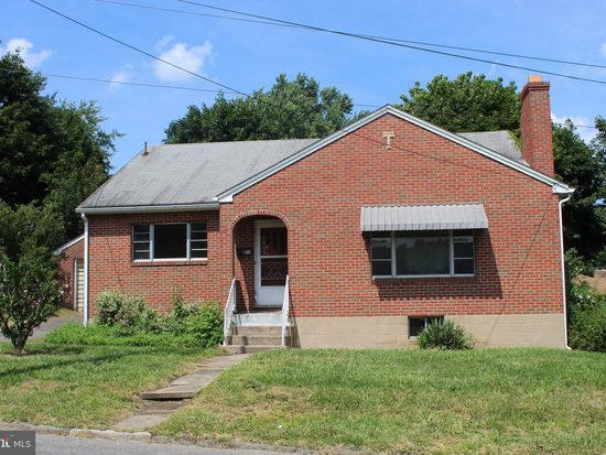 53 Stoyer St, Frostburg, MD 21532